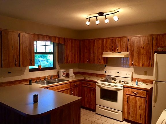 3rd image of 2020 Sabal Palm Dr