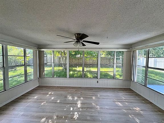 5th image of 2538 Bramblewood Dr E