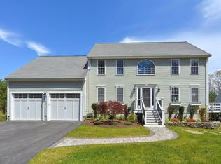 128 Smith St, Attleboro, MA 02703
