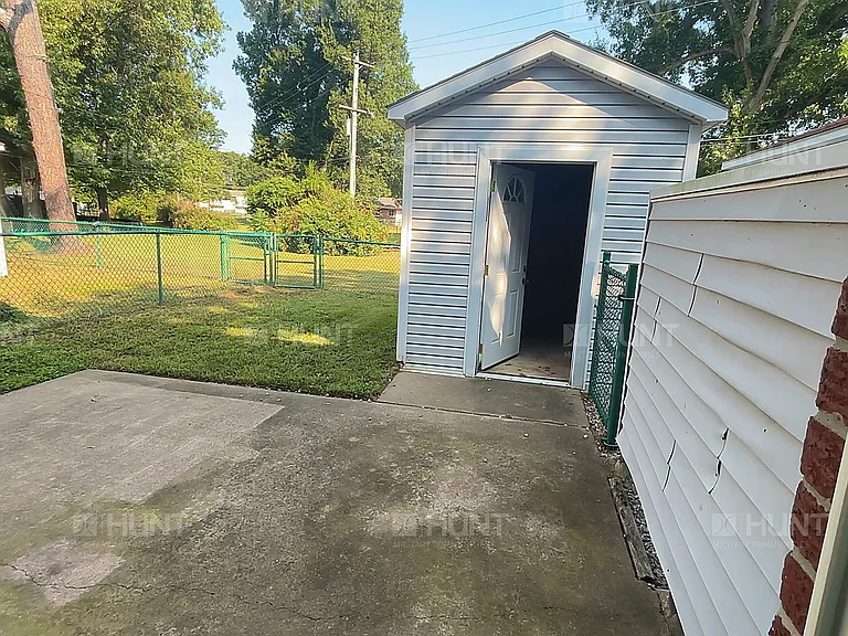 6080 Enterprise St — Photo 12