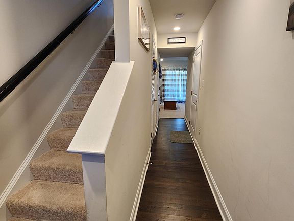 4th image of 35195 Wright Way