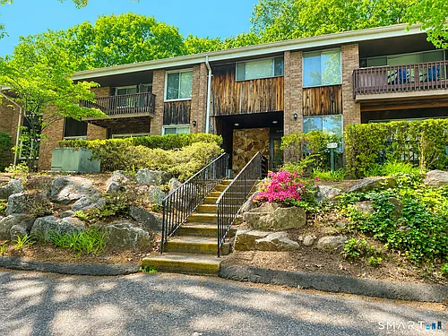 200 Woodmont Ave #127 Photo 1