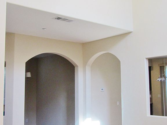 2nd image of 2603 Jasmine St
