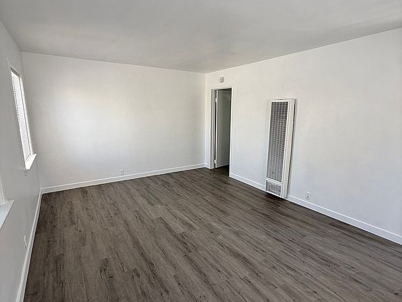 4th image of 1030 N Raymond Ave APT 7A