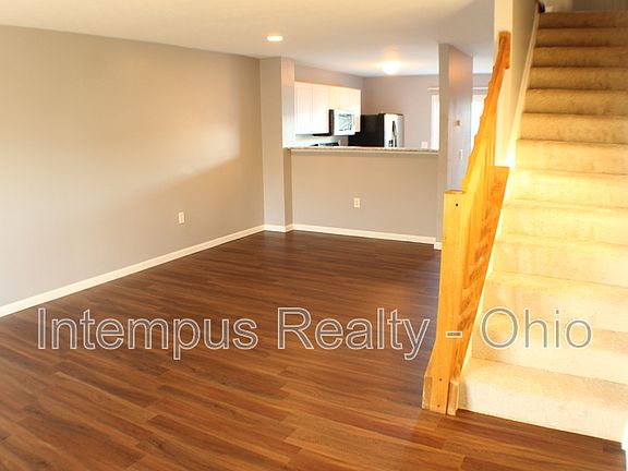 3rd image of 6522 Crab Apple Dr