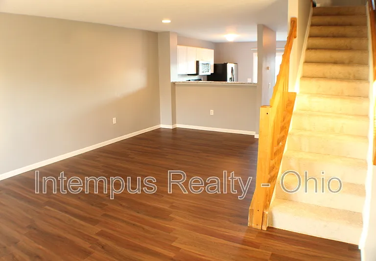 6522 Crab Apple Dr — Photo 3