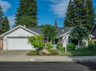592 E Shelldrake Cir, Fresno, CA 93730