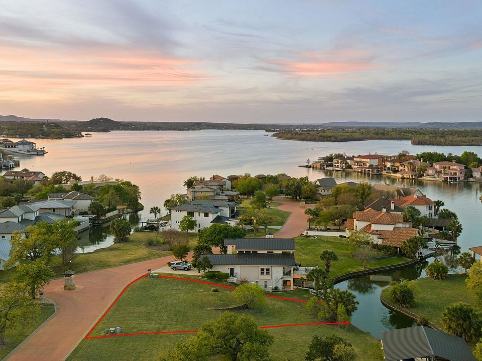 1st image of 48 Applehead Island Dr