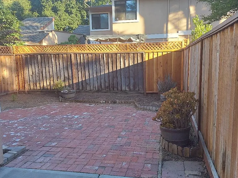 528 Felix Way — Photo 7