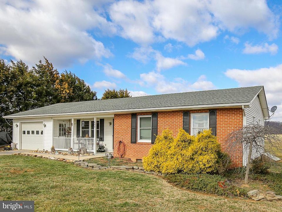 1st image of 492 Woodchuck Ln