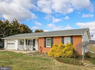 492 Woodchuck Ln, Winchester, VA 22602