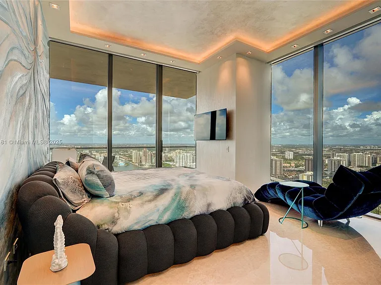 18501 Collins Ave #5001 — Photo 17