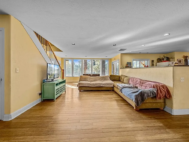 700 Blue Ridge Dr — Photo 30