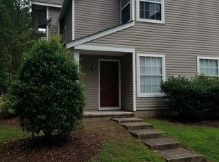 102 Windsor Ln APT J, Williamsburg, VA 23185