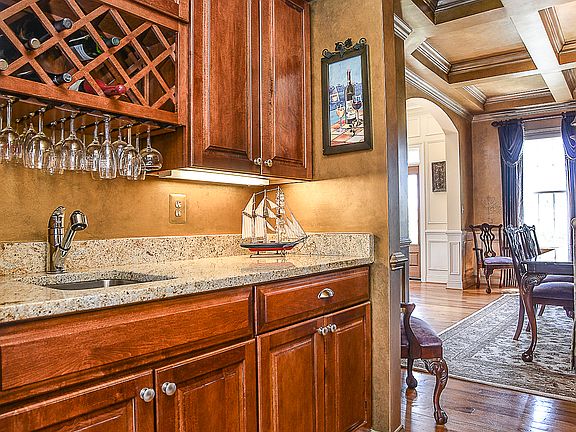 4th image of 16085 Waterford Creek Cir