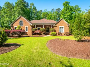 116 Providence Pl, Chocowinity, NC 27817