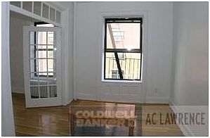 4th image of 340 E 95th St