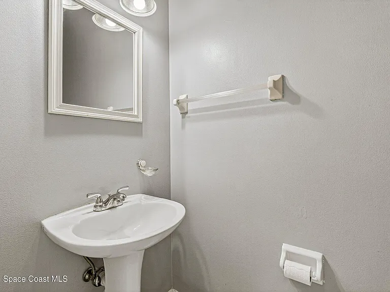 2240 Marsh Harbor Ave — Photo 34