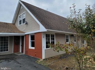 11 Pennypacker Dr, Willingboro, NJ 08046