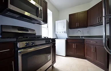 Rented by CITY SKYLINE REALTY INC