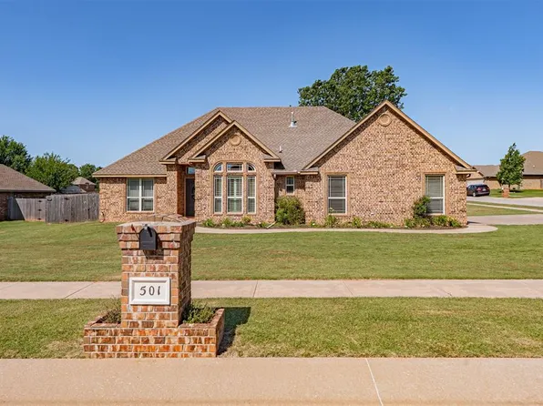 501 Cheltenham Trl, Blanchard, OK 73010