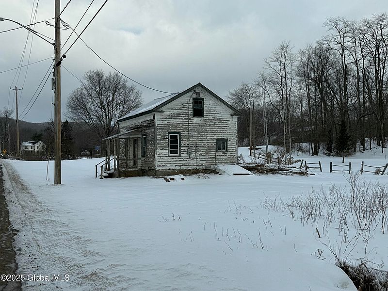 3rd image of 3692 County Hwy #35