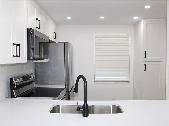 4th image of 10501 W Broward Boulevard #403