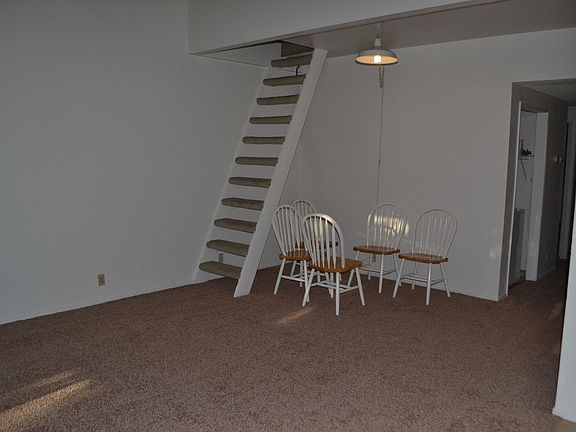 3rd image of 25 Stenner St