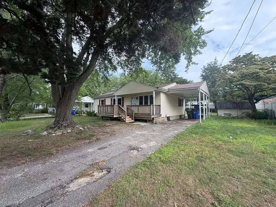 987 Grace Dr