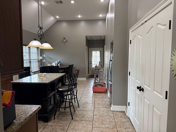 5th image of 1008 Inverery Dr