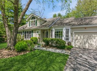 126 Cross River Rd, Mount Kisco, NY 10549