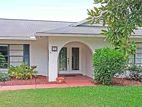 3rd image of 2 Coral Reef Ct S