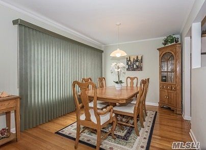 4th image of 11 Beverly Pl