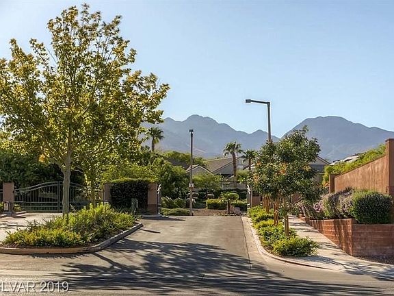 5th image of 608 Cypress Meadows Ln