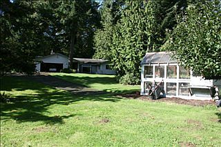 3rd image of 1536 33rd Ave NE