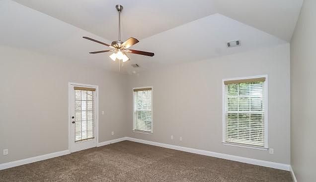 1st image of 732 Scenic Creek Dr
