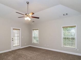 732 Scenic Creek Dr, Lawrenceville, GA 30046