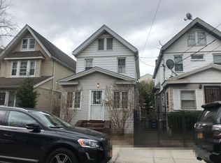 8546 98th St, Woodhaven, NY 11421