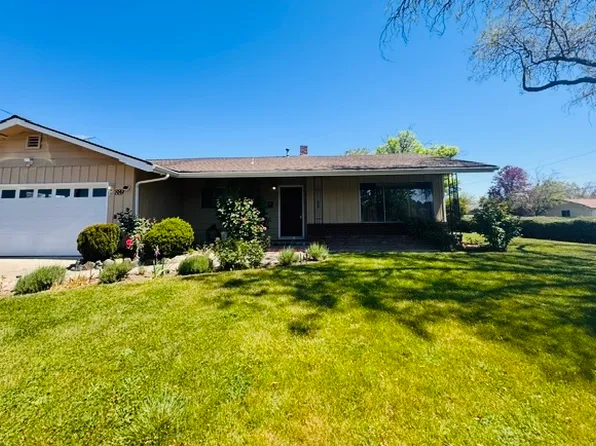 889 Morrison Ave, Medford, OR 97504