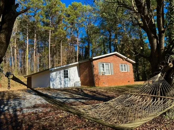 2962 Link Dr, Granite Falls, NC 28630