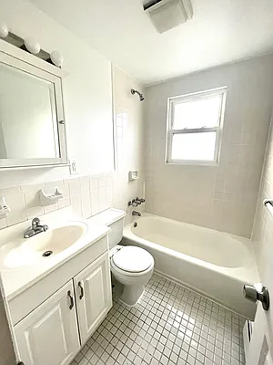 Rented by Rockaway Properties | media 8