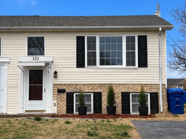333 W 9th St, Front Royal, VA 22630