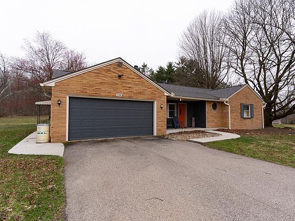 2nd image of 744 E Hanley Rd