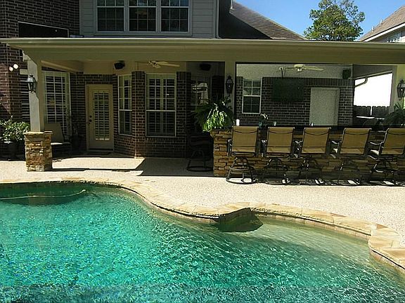 4th image of 13302 McClurd Ct