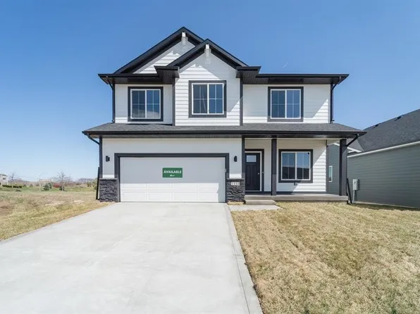 1416 S 91st St, West Des Moines, IA 50266