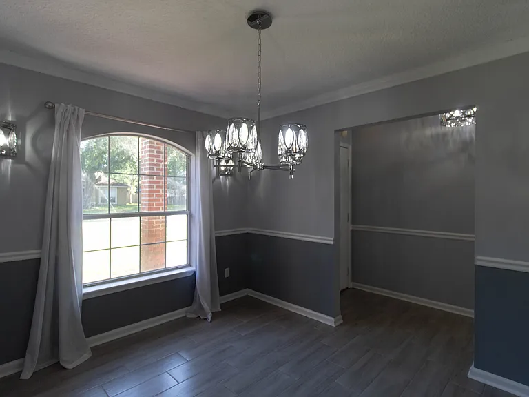 236 Clover Ct — Photo 18