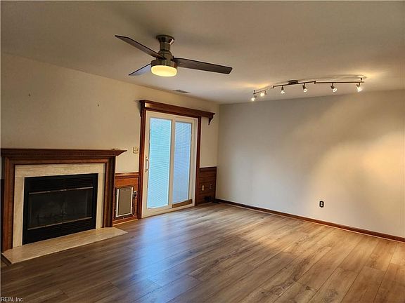 5th image of 3332 Cricket Hollow Ln