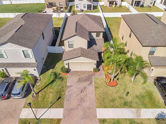 5th image of 20012 Satin Leaf Ave