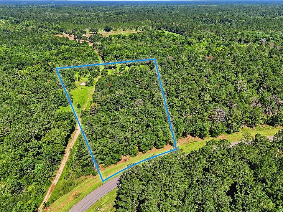 1st image of 6 Hidden Lakes Dr
