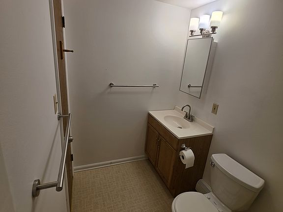 5th image of 56 Shelterwood Rd #B